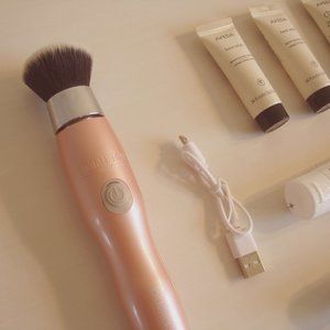 Michael Todd Beauty Sonicblend + Extras